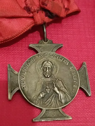 Antiguas medallas latín castellano S.Corazón