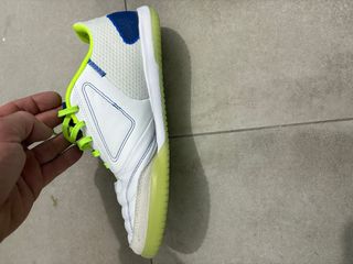 Zapatillas Adidas Fútbol Blancas y Verdes