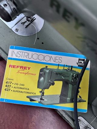 Máquina de coser Refrey Transforma