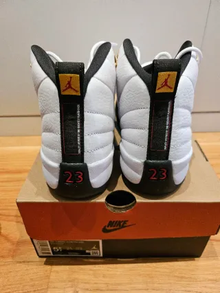 Nike Air Jordan 12 Retro Taxi Talla 38