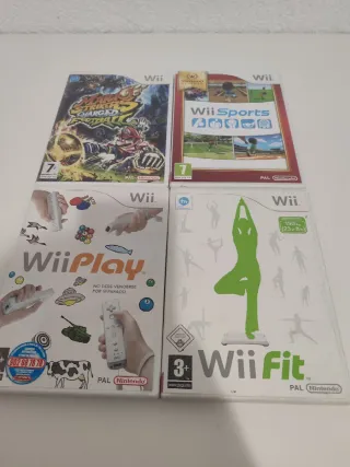 Nintendo Wii + 4 Comandi + Giochi + Extra