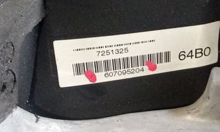 607095204 volante toyota auris (e15) 534018