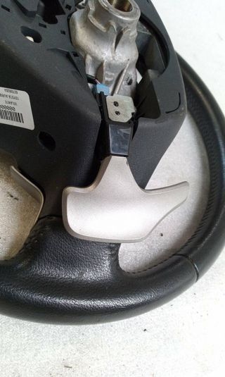 607095204 volante toyota auris (e15) 534018