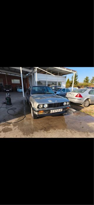 BMW 325i e30