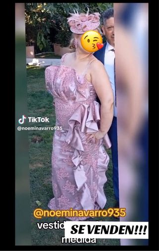 Vestido rosa de fiesta de pedreria