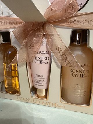 IDC Institute bath bronze Vanilla and Coconut