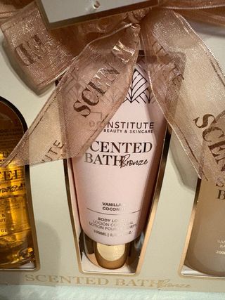 IDC Institute bath bronze Vanilla and Coconut