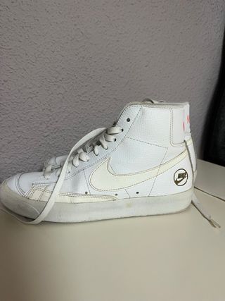 Nike Blazer Mid 77 Zapatillas Blancas Rosas