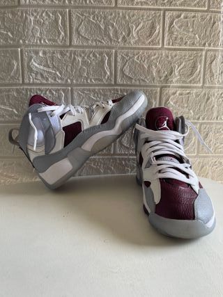 Jordan Jumpman 2 Gris/Morado/Blanco