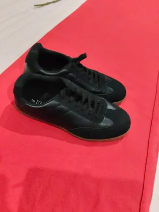 Deportivas mujer negras