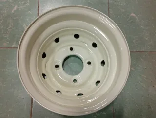 Juego 4 llantas chapa blanco 10x4,5 ET35 nuevas