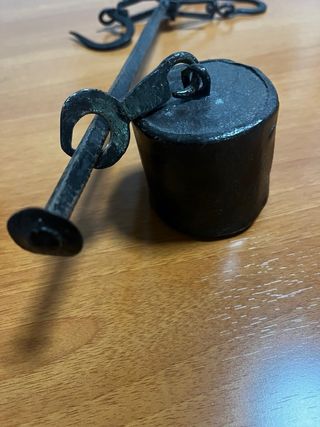 Balanza romana antigua de hierro forjado