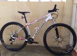 Bicicleta Cannondale Montaña