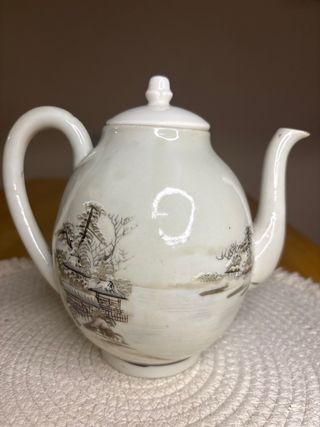 Tetera japonesa antigua decorada