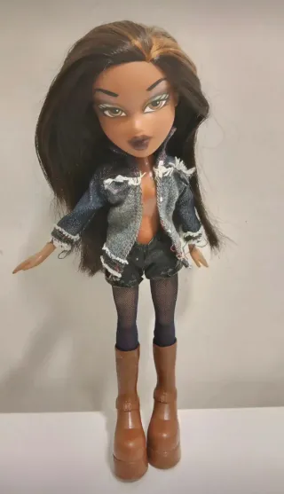 Lote 9 bambole Bratz