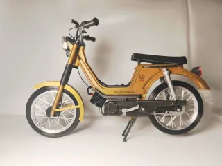 Maqueta Derbi Variant California 1984 1:10