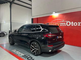 BMW X5 2021