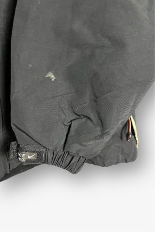 Giubbotto Nike Nero con Cappuccio Vintage