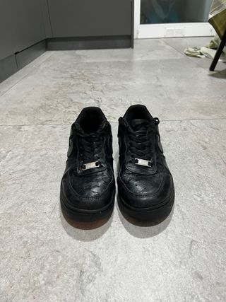 Nike Air Force 1 Low Triple Black Talla 38