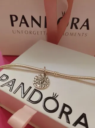 Pandora charm serpente