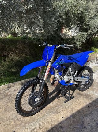 Yamaha YZ 125