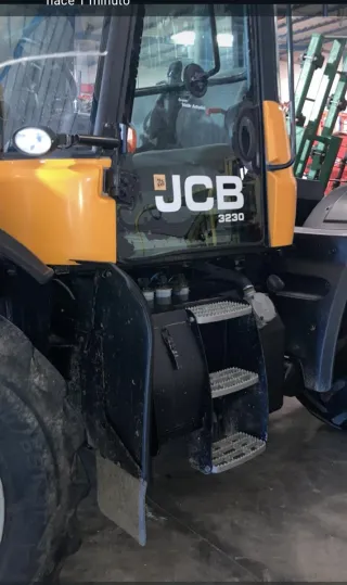Tractor JCB 3230