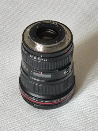 Canon EF 17-40mm f/4 L USM
