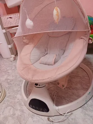 Mecedora eléctrica para bebé