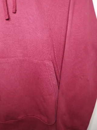 Sudadera Nike con capucha roja logo bordado