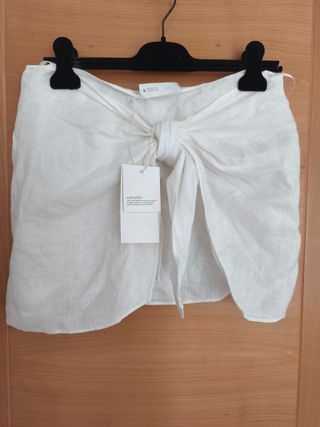 Zara falda corta lino blanca XS nueva