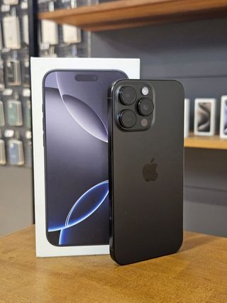 IPHONE 16 PRO MAX 512GB NERO BATTERIA 94%
