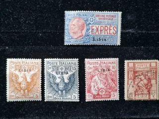 Francobolli Italia Croce Rossa Libia