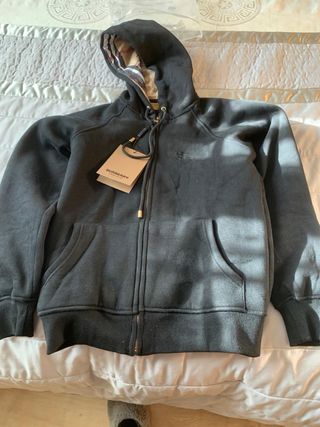 Chaqueta Burberry con capucha Negra