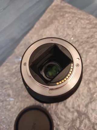 Cámara sony alfa 7iii con pluses.