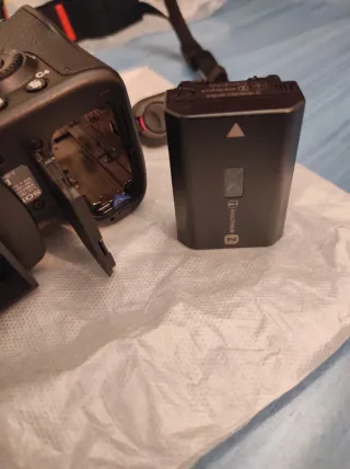 Cámara sony alfa 7iii con pluses.