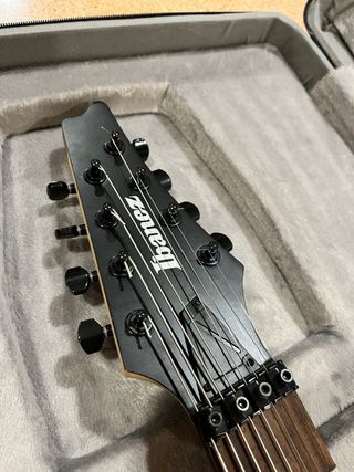 Ibanez M80M Guitarra Eléctrica 8 Cuerdas
