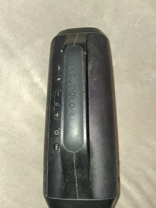 Altavoz Soundcore Negro + cargador