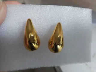 Pendientes Gota Dorados Estilo Viral