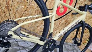 BERRIA ALLROAD ADV GRX400