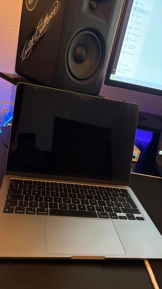 MacBook Air M2 13 Plata