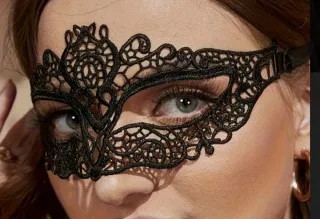 Set cavigliere + mascherina pizzo nero