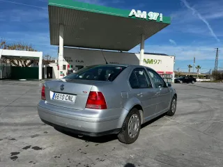 Volkswagen Bora 2001