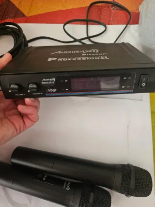 Pareja de Micrófonos Inalámbricos Audibax VHF
