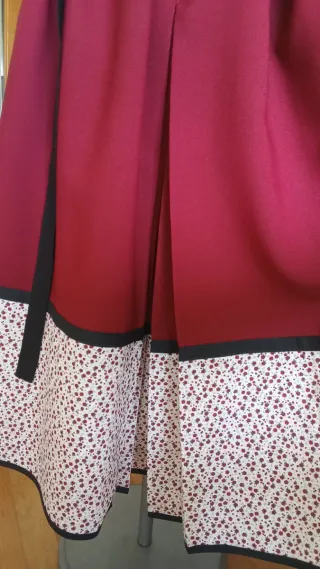 TRAJE  NESKA-BASERRITARRA "145 EUROS "