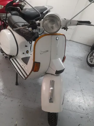 Vespa PX125 1999 Scooter Blanca