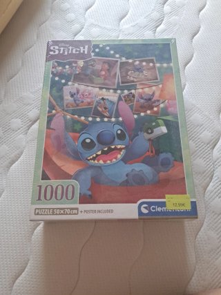 Puzzle Stitch y  Reloj Despertador