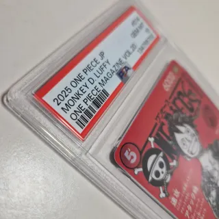 Monkey D Luffy ST21-014 RED Magazine JAP - PSA 10