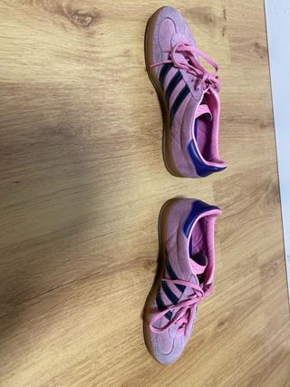 Zapatillas Adidas rosas y negras