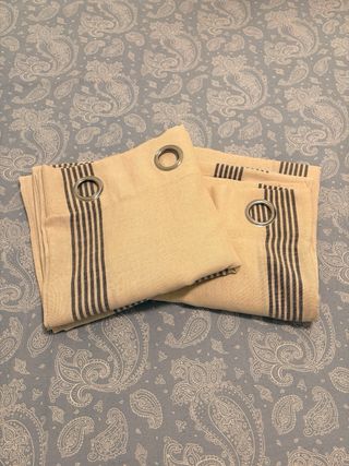 Set di tende a righe beige e grigio