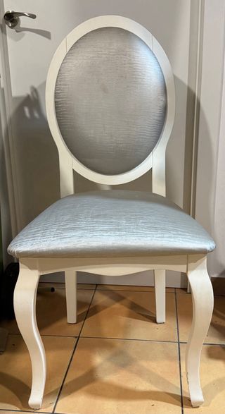 Mesa y 6 Silla comedor blanca tapicería plateada